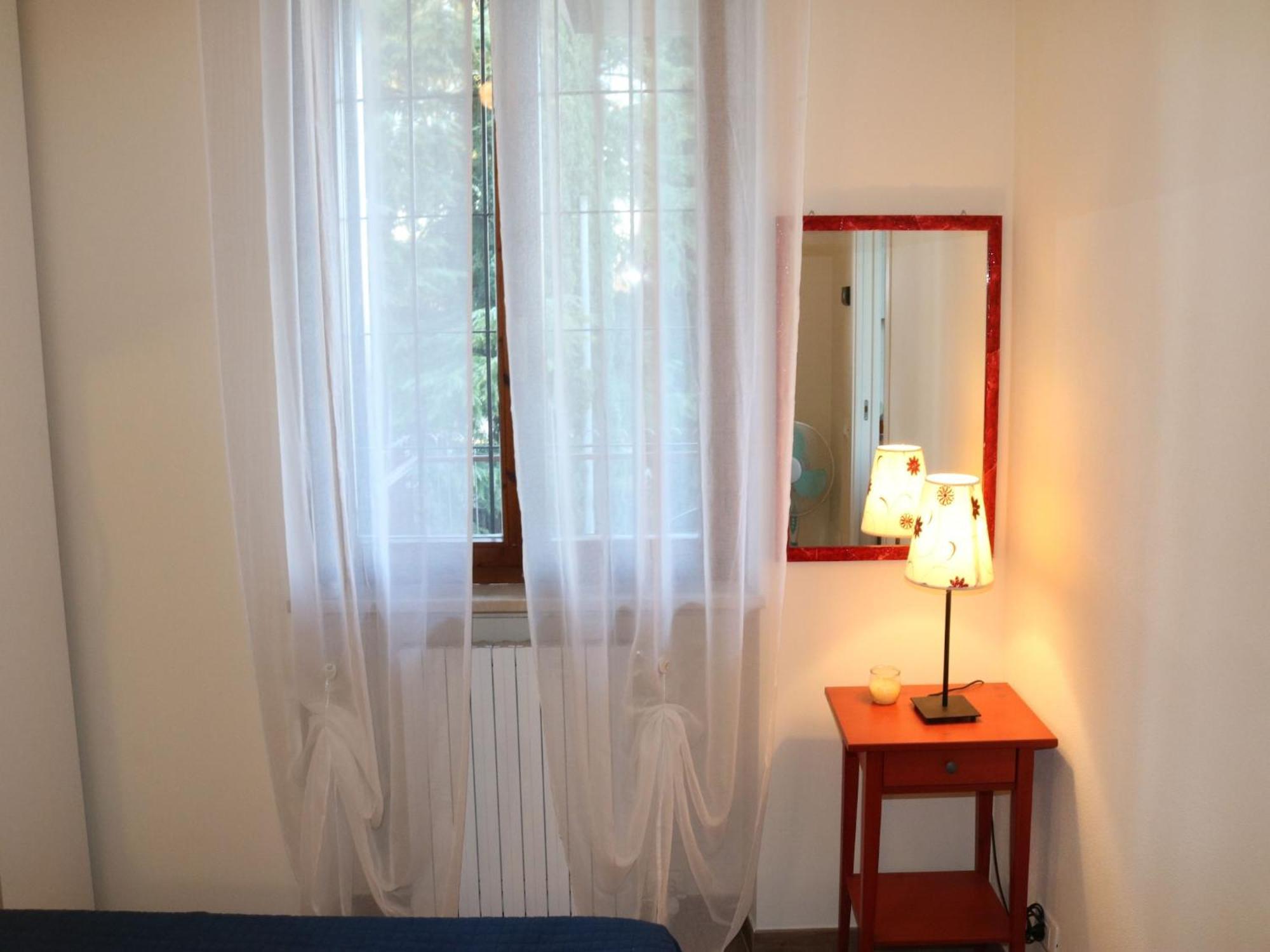 Enticing Holiday Home In Lazise With Swimming Pool Eksteriør bilde